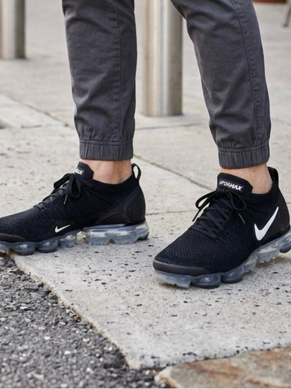 Nike Black Flyknit Vapormax Sneakers with White Swoosh  Men’s Sz 8.5